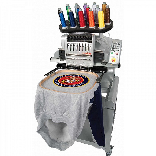 Фото Промышленная компактная одноголовочная вышивальная машина со столом, набором пялец и операционной системой (MOS) MELCO EMT16 | Швейный магазин Текстильторг